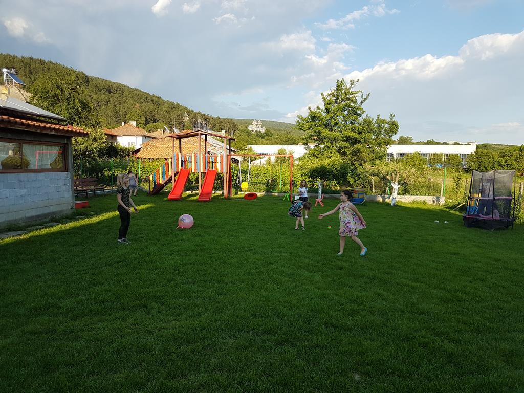 Sharkov Family Hotel Ognyanovo  Extérieur photo